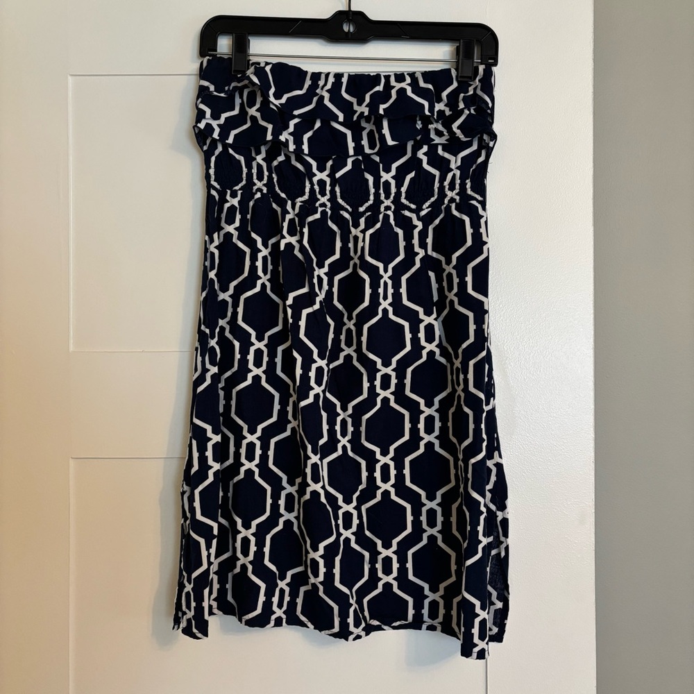 Escapada Strapless Geometric Navy Rayon Sundress Cover up ruffle hem Medium
